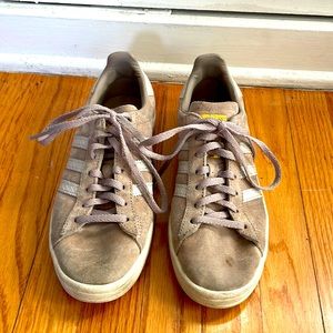 Adidas tennis shoes